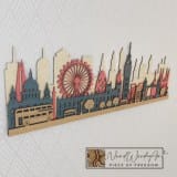 London városkép - natúr-piros-kékeszöld-világos_tölgy színben nordwoodart fa dísztárgy